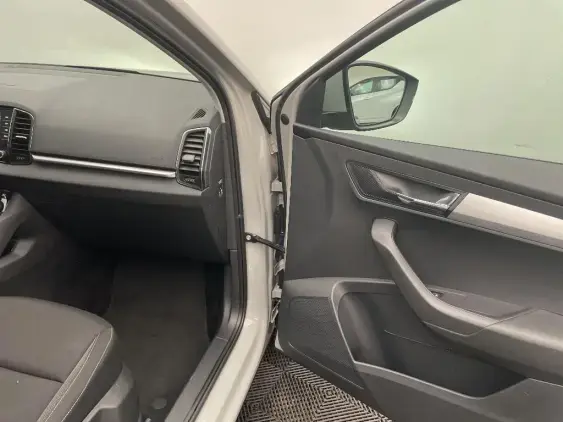 SKODA KAROQ - voiture d'occasion - Photo 20