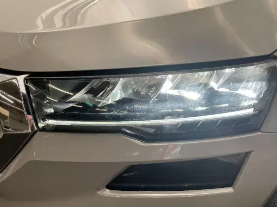 SKODA KAROQ - voiture d'occasion - Photo 22