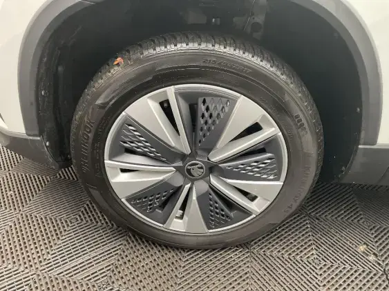 SKODA KAROQ - voiture d'occasion - Photo 23