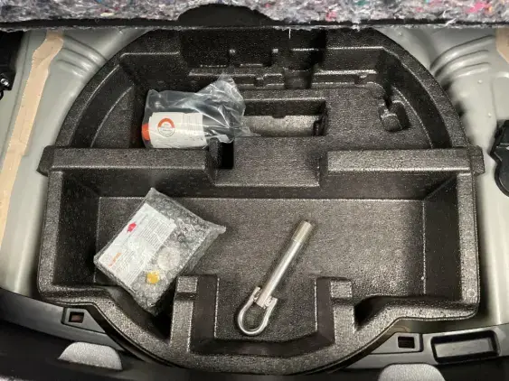 TOYOTA YARIS III - voiture d'occasion - Photo 17