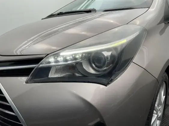 TOYOTA YARIS III - voiture d'occasion - Photo 22