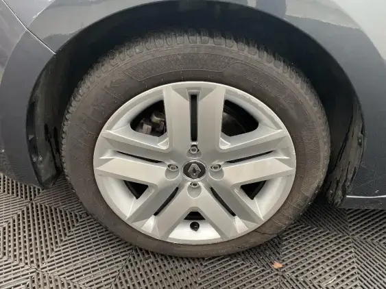 RENAULT CLIO V - voiture d'occasion - Photo 23