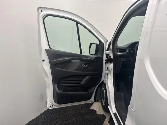 RENAULT TRAFIC FG III - voiture d'occasion - Photo 19