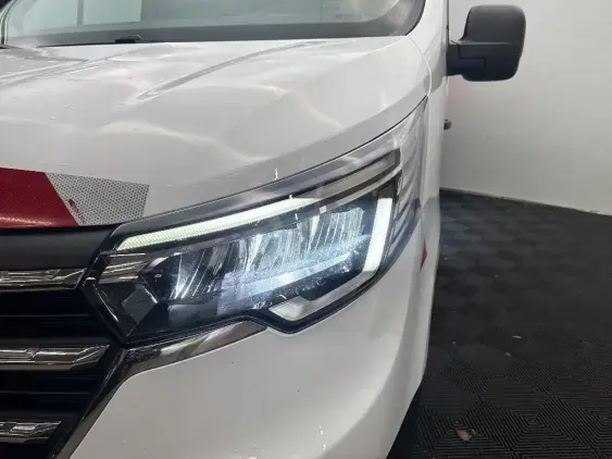 RENAULT TRAFIC FG III - voiture d'occasion - Photo 22