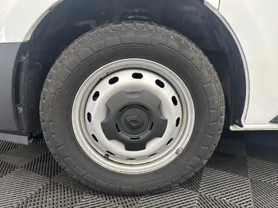 RENAULT TRAFIC FG III - voiture d'occasion - Photo 23