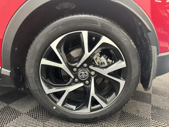 TOYOTA C-HR - voiture d'occasion - Photo 24