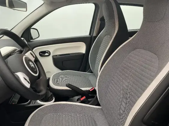 RENAULT TWINGO III - voiture d'occasion - Photo 18