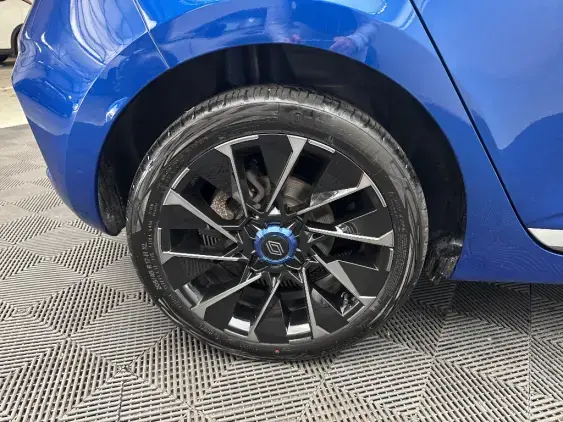 RENAULT CLIO V - voiture d'occasion - Photo 24