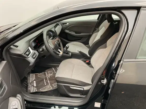 RENAULT CLIO V - voiture d'occasion - Photo 18