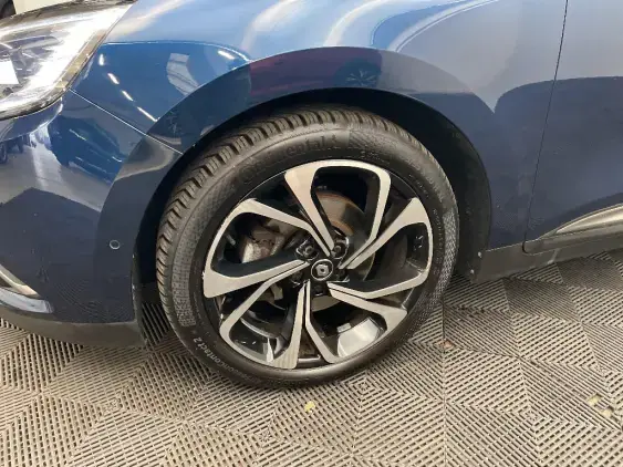 RENAULT SCENIC IV - voiture d'occasion - Photo 23