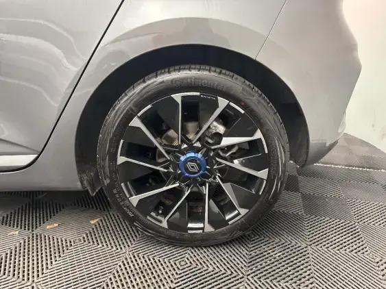 RENAULT CLIO V - voiture d'occasion - Photo 24