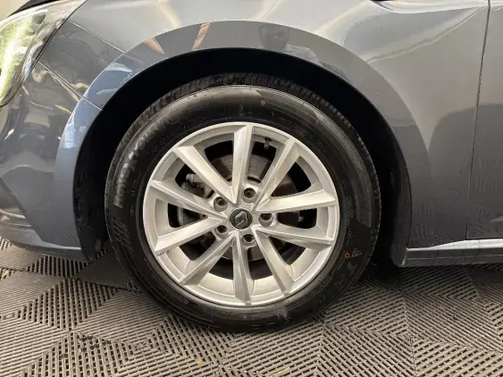 RENAULT MEGANE IV - voiture d'occasion - Photo 23