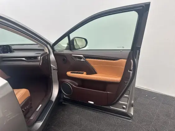 LEXUS RX IV - voiture d'occasion - Photo 20