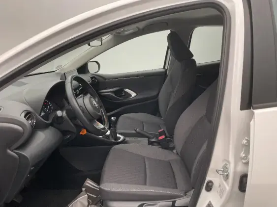 TOYOTA YARIS IV - voiture d'occasion - Photo 18