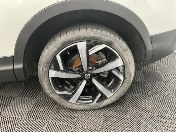 NISSAN QASHQAI II - voiture d'occasion - Photo 24