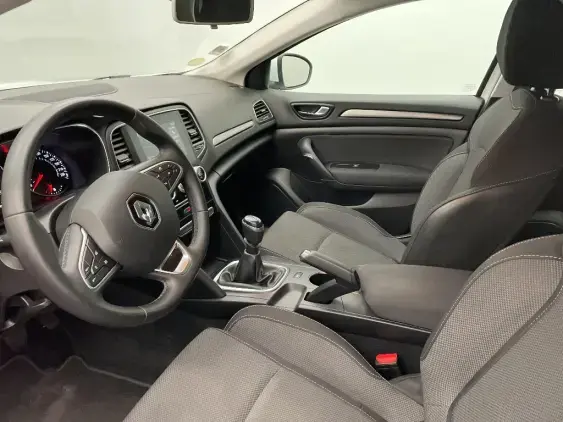 RENAULT MEGANE IV - voiture d'occasion - Photo 17