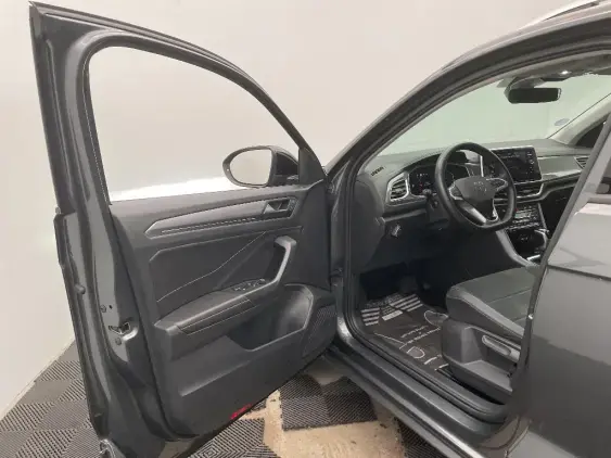 VOLKSWAGEN T-ROC - voiture d'occasion - Photo 19