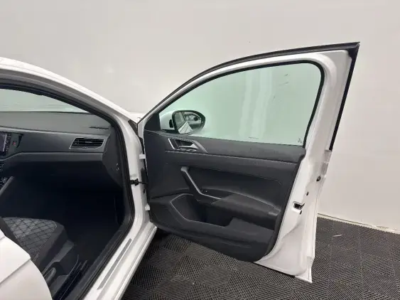 VOLKSWAGEN TAIGO - voiture d'occasion - Photo 19
