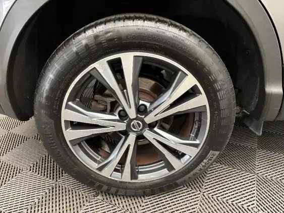NISSAN QASHQAI II - voiture d'occasion - Photo 25