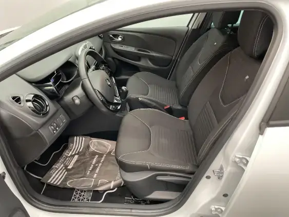 RENAULT CLIO IV - voiture d'occasion - Photo 18