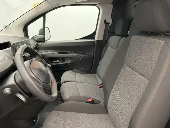PEUGEOT PARTNER III - voiture d'occasion - Photo 18