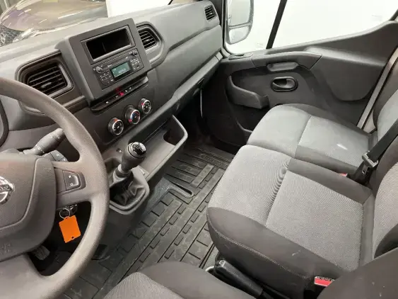 NISSAN INTERSTAR FG III - voiture d'occasion - Photo 18