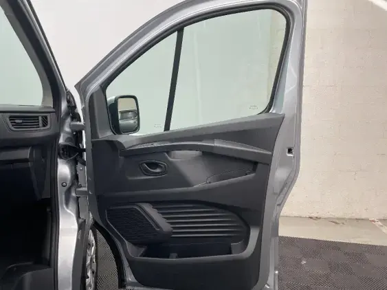 RENAULT TRAFIC III - voiture d'occasion - Photo 20