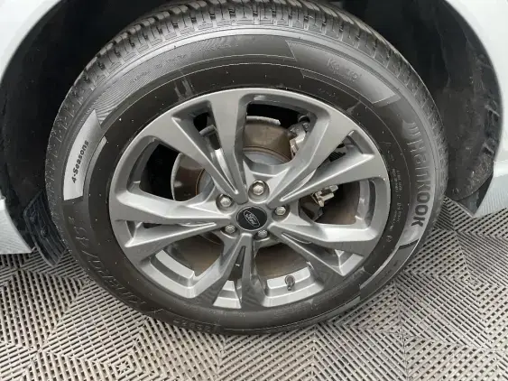 FORD KUGA III - voiture d'occasion - Photo 24