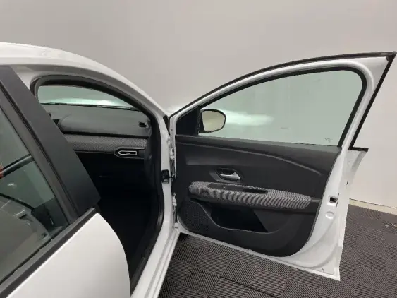 DACIA SANDERO III - voiture d'occasion - Photo 20