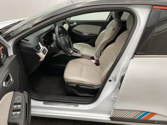 RENAULT CLIO V - voiture d'occasion - Photo 18