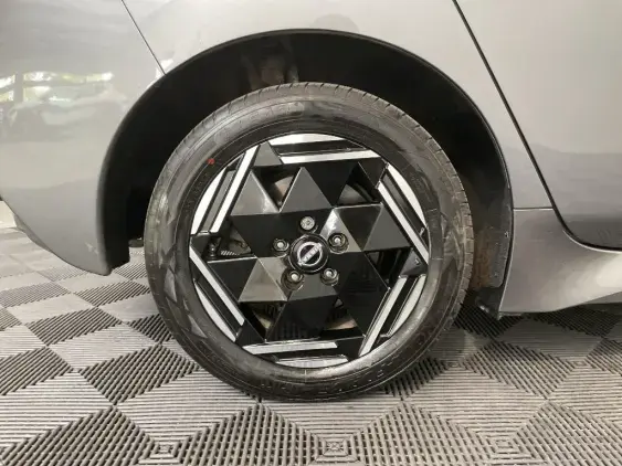 NISSAN LEAF II - voiture d'occasion - Photo 22