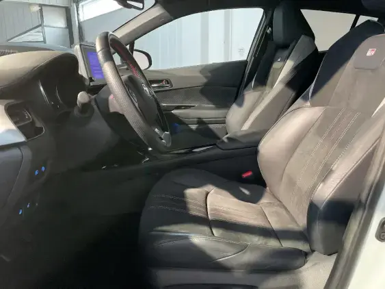 TOYOTA C-HR - voiture d'occasion - Photo 18