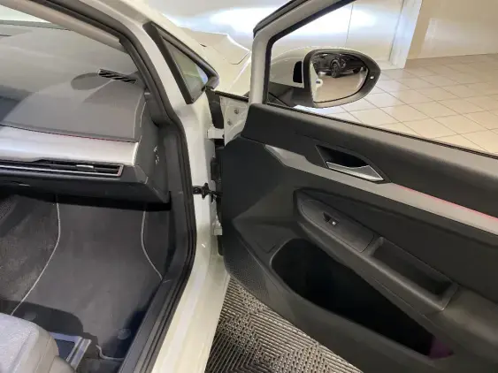 VOLKSWAGEN GOLF VIII - voiture d'occasion - Photo 20