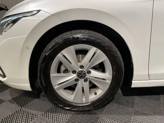 VOLKSWAGEN GOLF VIII - voiture d'occasion - Photo 23