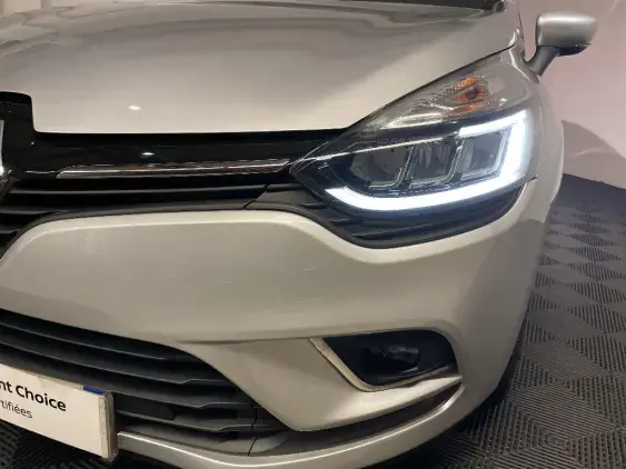 RENAULT CLIO IV - voiture d'occasion - Photo 22