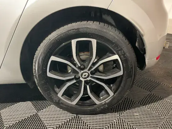 RENAULT CLIO IV - voiture d'occasion - Photo 24