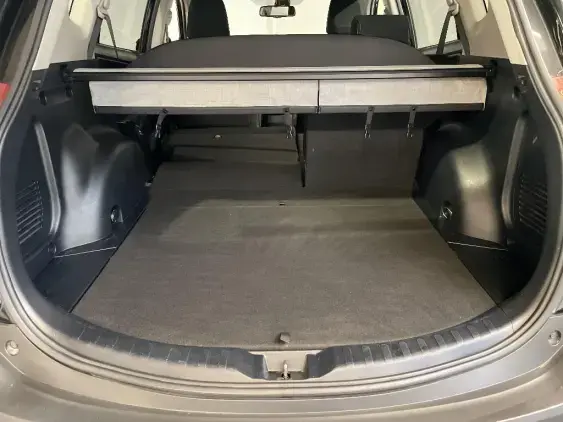 TOYOTA RAV4 IV - voiture d'occasion - Photo 16