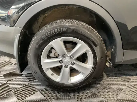 TOYOTA RAV4 IV - voiture d'occasion - Photo 25