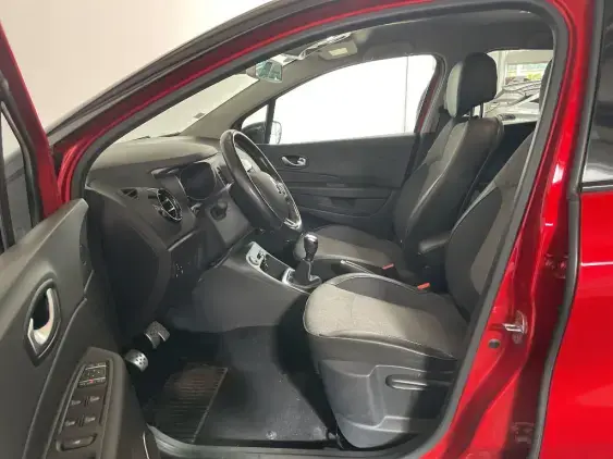 RENAULT CAPTUR - voiture d'occasion - Photo 18