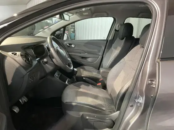 RENAULT CAPTUR - voiture d'occasion - Photo 17