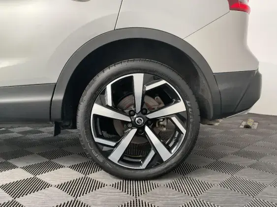 NISSAN QASHQAI II - voiture d'occasion - Photo 22