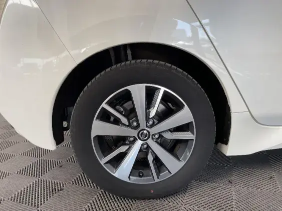 NISSAN LEAF II - voiture d'occasion - Photo 22