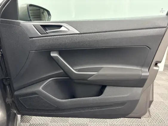 VOLKSWAGEN POLO VI - voiture d'occasion - Photo 20