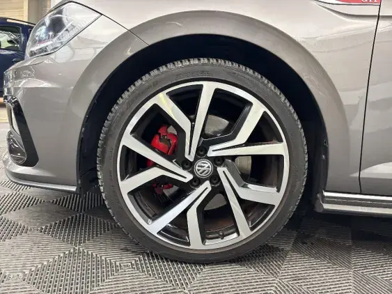 VOLKSWAGEN POLO VI - voiture d'occasion - Photo 23