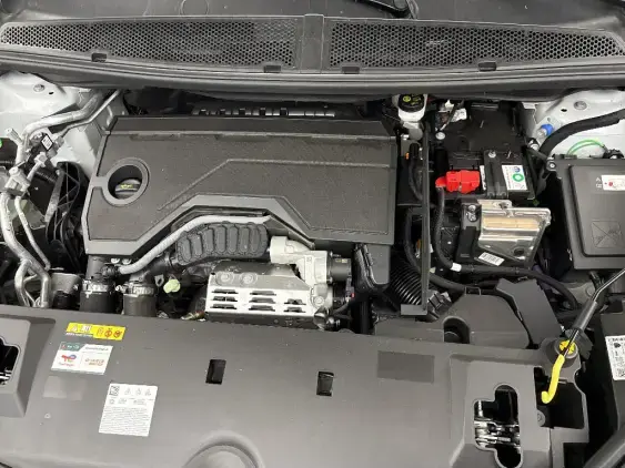 PEUGEOT 3008 III - voiture d'occasion - Photo 21