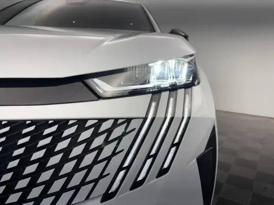 PEUGEOT 3008 III - voiture d'occasion - Photo 22