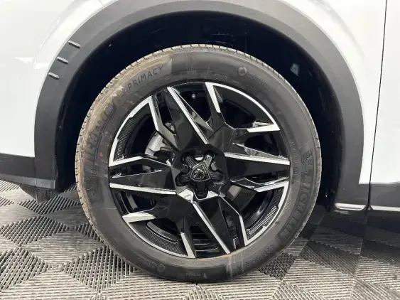 PEUGEOT 3008 III - voiture d'occasion - Photo 23