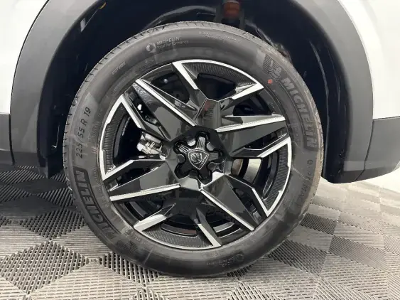 PEUGEOT 3008 III - voiture d'occasion - Photo 24