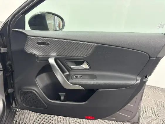 MERCEDES CLASSE A IV - voiture d'occasion - Photo 20