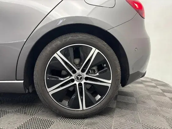 MERCEDES CLASSE A IV - voiture d'occasion - Photo 24